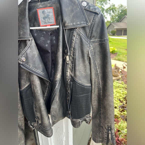Sam Edelman women’s leather jacket with bomb detailing. Excellent condition. - Picture 3 of 6